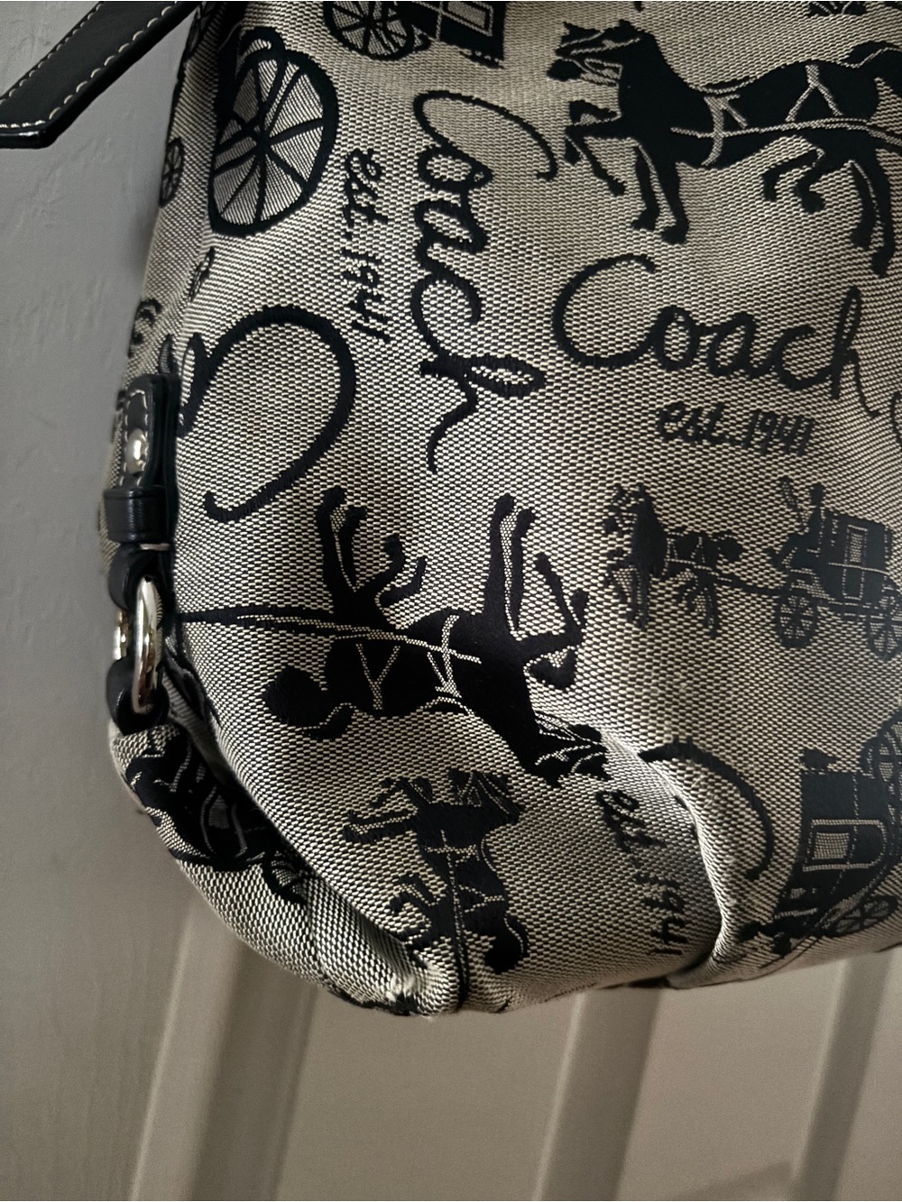 Vintage Coach Horse & Carriage Print Hobo Bag | Iconic Black and Grey - Picture 3 of 6
